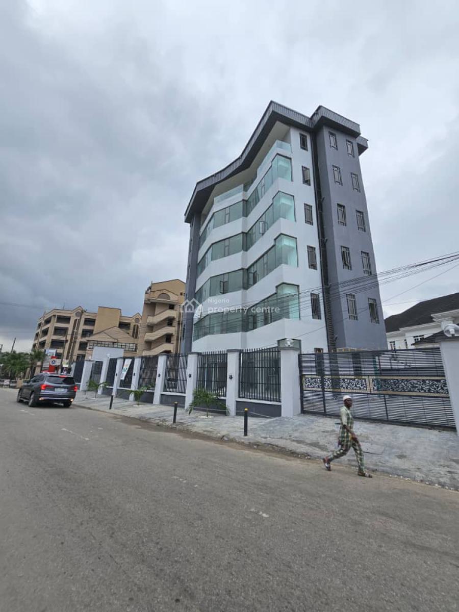 Commercial Building  on Awolowo Road  570sqm @180k per, Close to Computer Village Ikeja, Awolowo Road Ikeja, Ikeja, Lagos, Office Space for Rent
