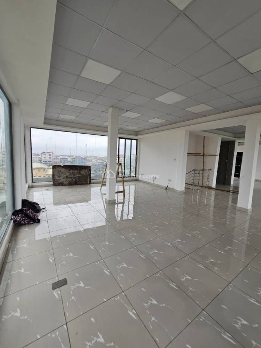 Commercial Building  on Awolowo Road  570sqm @180k per, Close to Computer Village Ikeja, Awolowo Road Ikeja, Ikeja, Lagos, Office Space for Rent