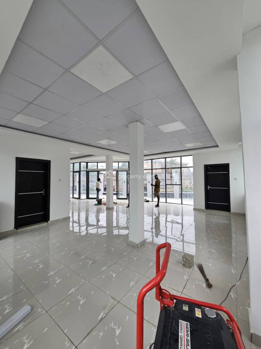 Commercial Building  on Awolowo Road  570sqm @180k per, Close to Computer Village Ikeja, Awolowo Road Ikeja, Ikeja, Lagos, Office Space for Rent