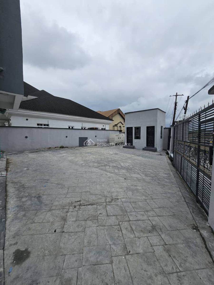 Commercial Building  on Awolowo Road  570sqm @180k per, Close to Computer Village Ikeja, Awolowo Road Ikeja, Ikeja, Lagos, Office Space for Rent