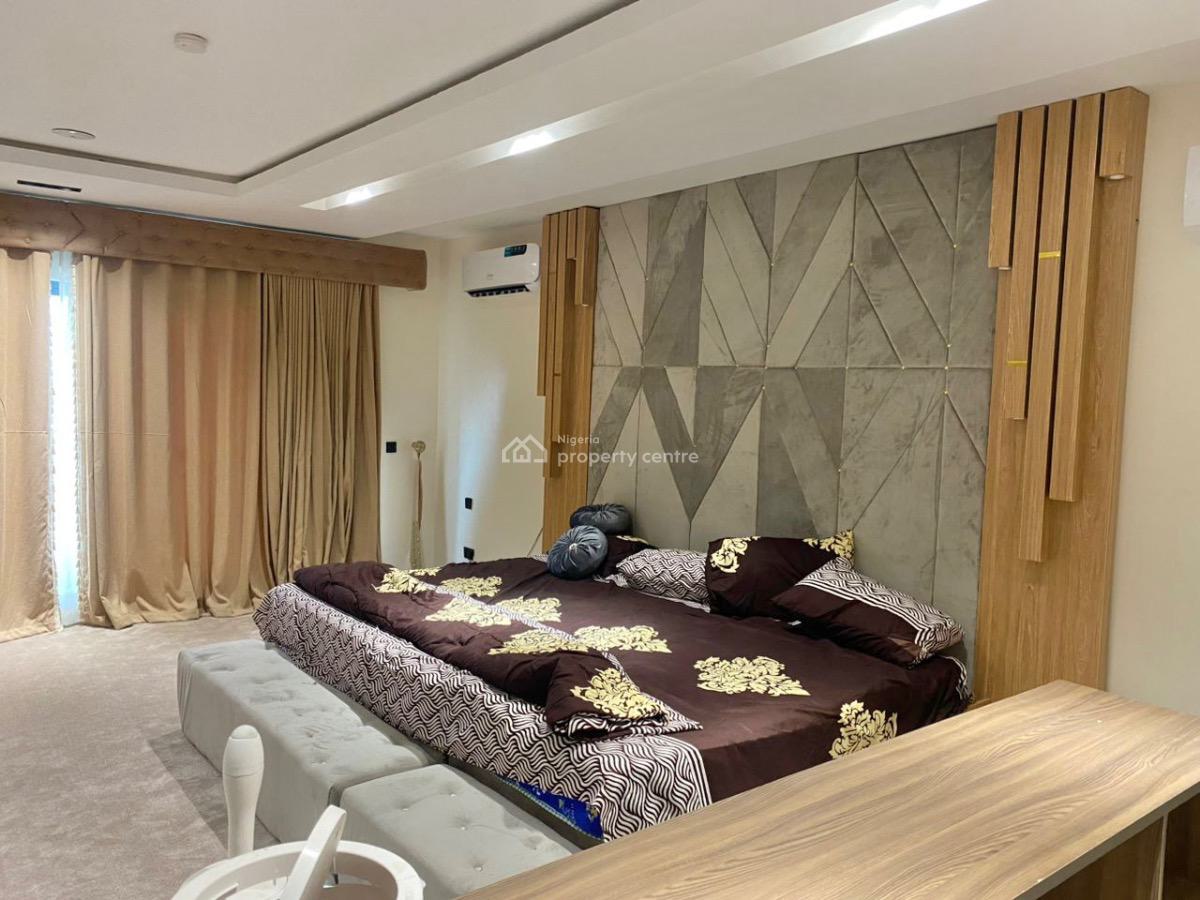 Well Built Fully Furnished & Serviced 4 Bedroom Maisonette (penthouse), Lekki Phase 1, Lekki, Lagos, Flat / Apartment for Rent