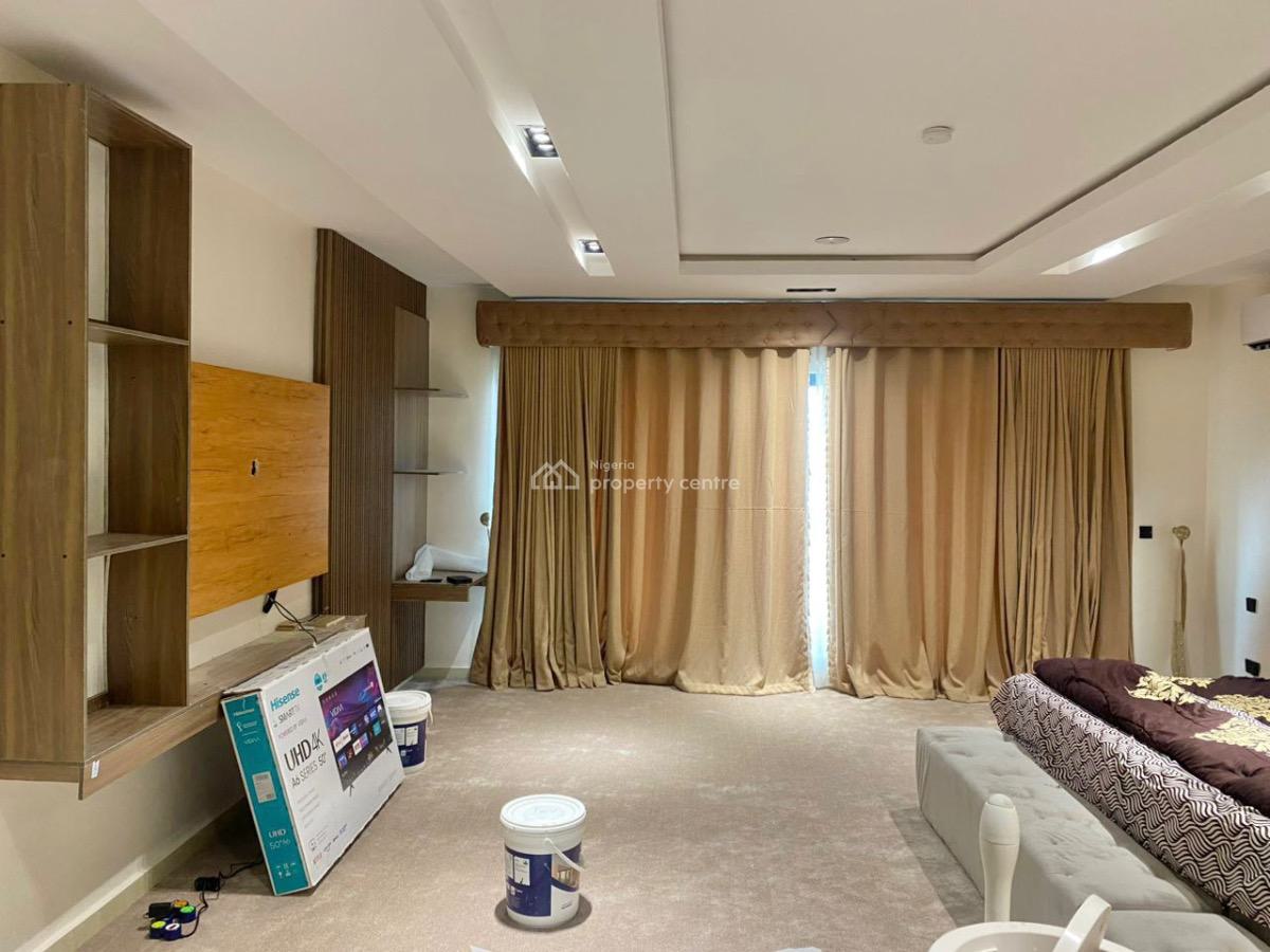 Well Built Fully Furnished & Serviced 4 Bedroom Maisonette (penthouse), Lekki Phase 1, Lekki, Lagos, Flat / Apartment for Rent