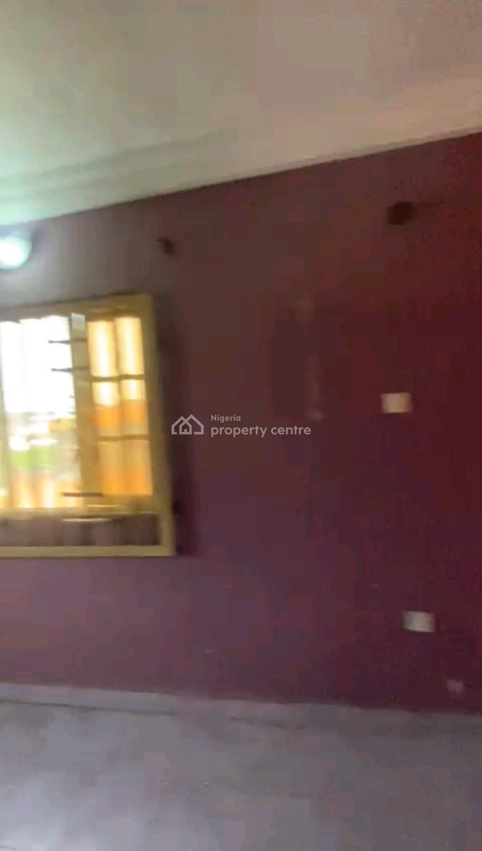 Decent Spacious 3bedroom Upflat All Room En-suite with Guest, Off Aderemi Akeju Street, Soluyi, Gbagada, Lagos, Flat / Apartment for Rent