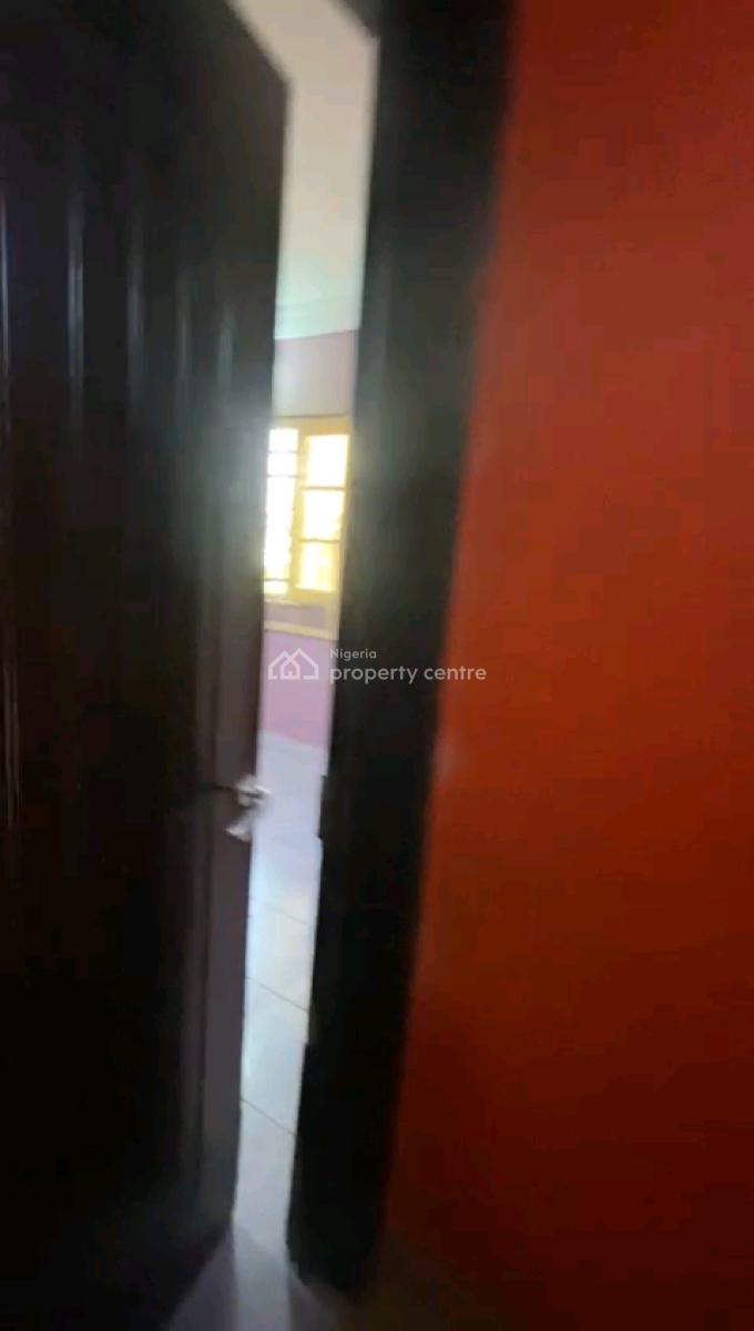 Decent Spacious 3bedroom Upflat All Room En-suite with Guest, Off Aderemi Akeju Street, Soluyi, Gbagada, Lagos, Flat / Apartment for Rent