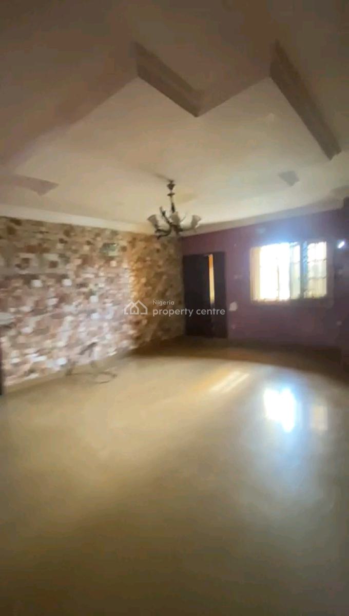 Decent Spacious 3bedroom Upflat All Room En-suite with Guest, Off Aderemi Akeju Street, Soluyi, Gbagada, Lagos, Flat / Apartment for Rent