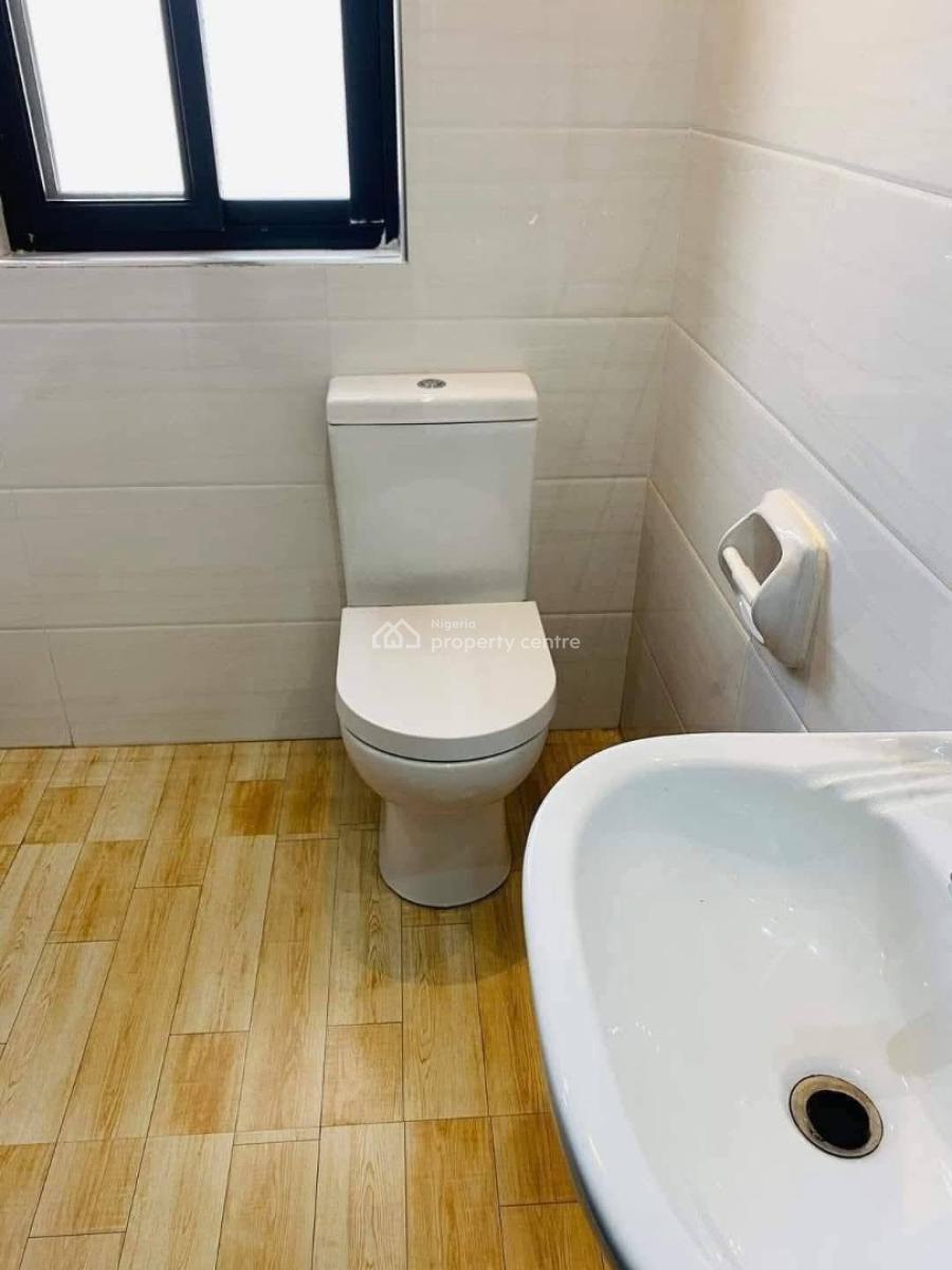 Smart 3 Bedroom Apartments, Yaba, Lagos, Flat / Apartment for Rent