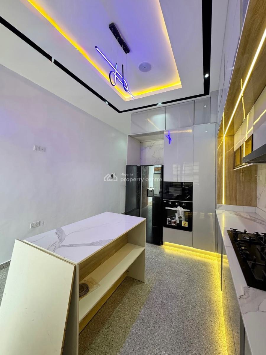 Spacious 5 Bedroom Fully Detached House with Pool and Cinema, Chevron, Lekki, Lagos, Detached Duplex for Sale