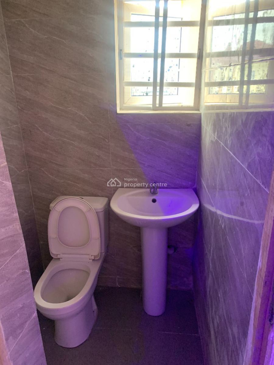 Standard 2 Bedroom Upstairs with Pop Finishing, Royal Manor Estate Majek, Sangotedo, Ajah, Lagos, Flat / Apartment for Rent