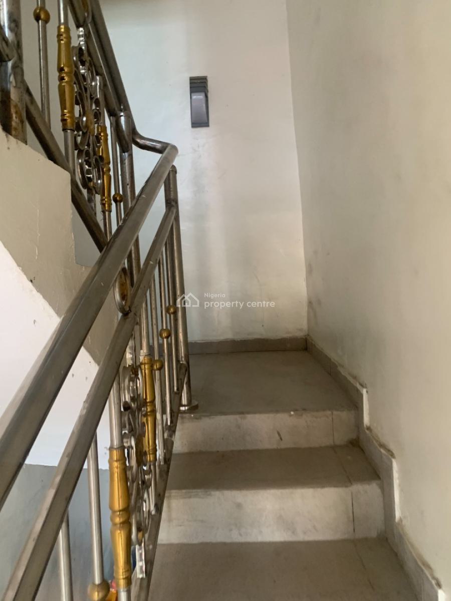 Standard 2 Bedroom Upstairs with Pop Finishing, Royal Manor Estate Majek, Sangotedo, Ajah, Lagos, Flat / Apartment for Rent