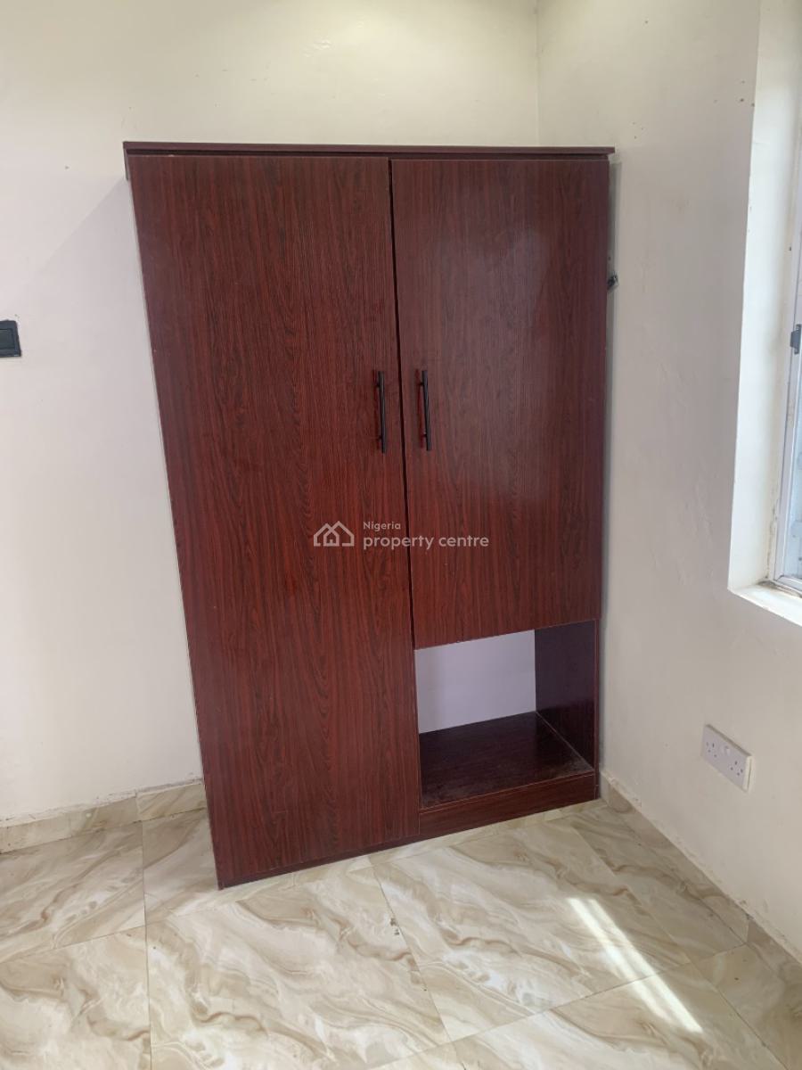Standard 2 Bedroom Upstairs with Pop Finishing, Royal Manor Estate Majek, Sangotedo, Ajah, Lagos, Flat / Apartment for Rent