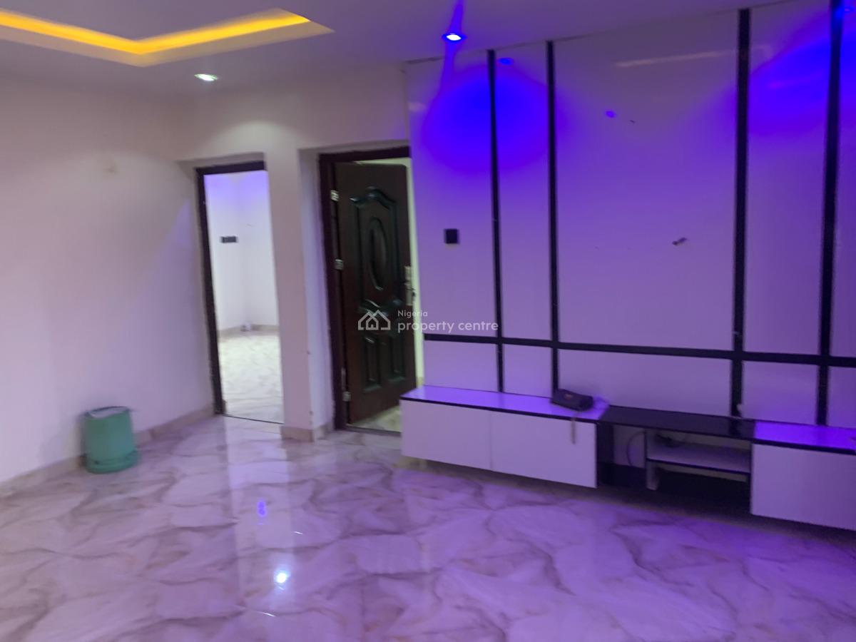 Standard 2 Bedroom Upstairs with Pop Finishing, Royal Manor Estate Majek, Sangotedo, Ajah, Lagos, Flat / Apartment for Rent