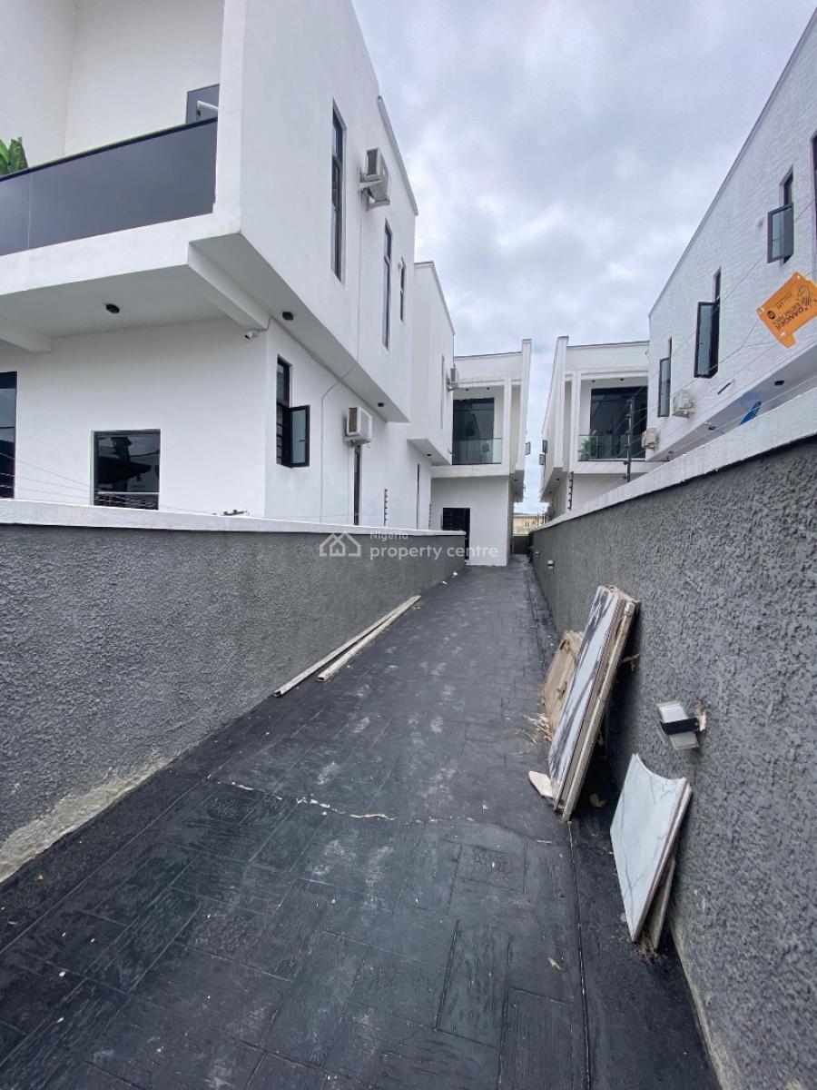 4 Bedroom Semi Detached House with a Room Bq, Orchid, Ikota, Lekki, Lagos, Semi-detached Duplex for Sale