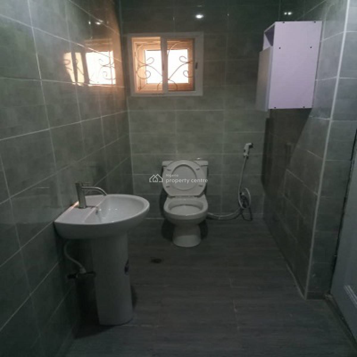 4 Bedroom Flat, Ait Road, Kola, Alagbado, Ifako-ijaiye, Lagos, Flat / Apartment for Rent