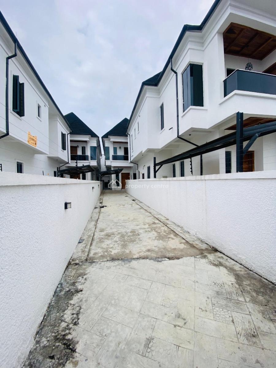 4 Bedroom Fully Detached House with Bq and a Long Drive Way, Orchid, Ikota, Lekki, Lagos, Detached Duplex for Sale