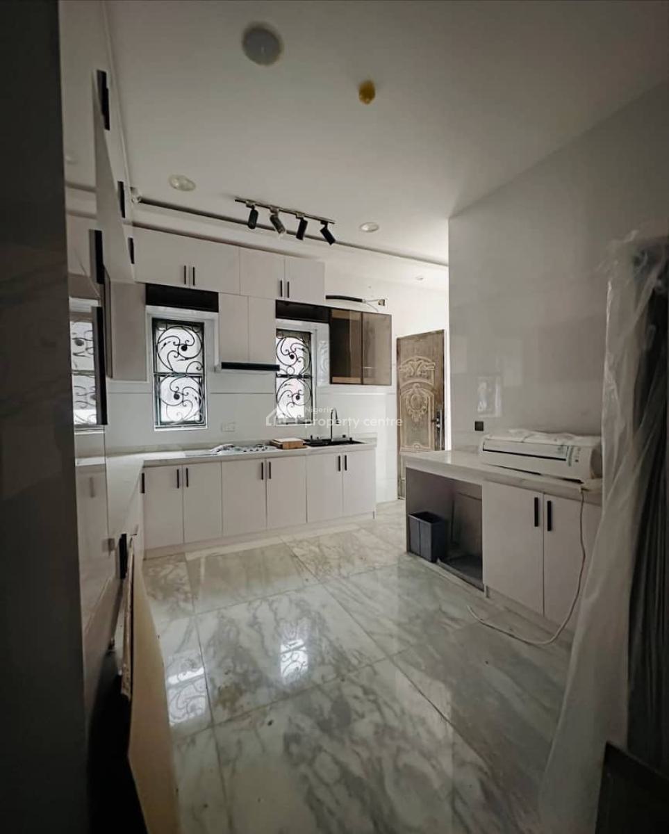 Spaciously Built 4 Bedroom Detached Duplex with Bq in Serene Location, Surulere, Lagos, Detached Duplex for Sale