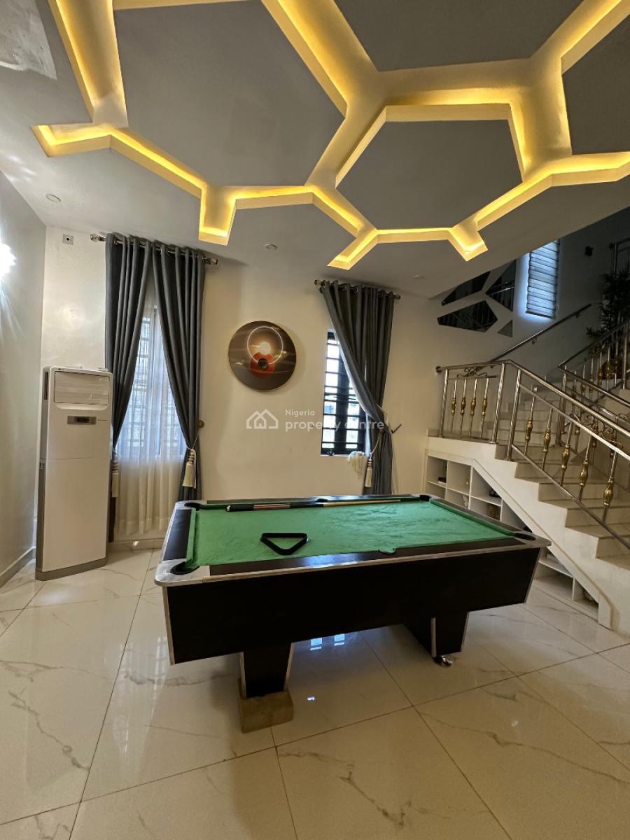 4 Beds Duplex  Apartment in a Latest Well Designed, Gra, Ibadan, Oyo, House Short Let