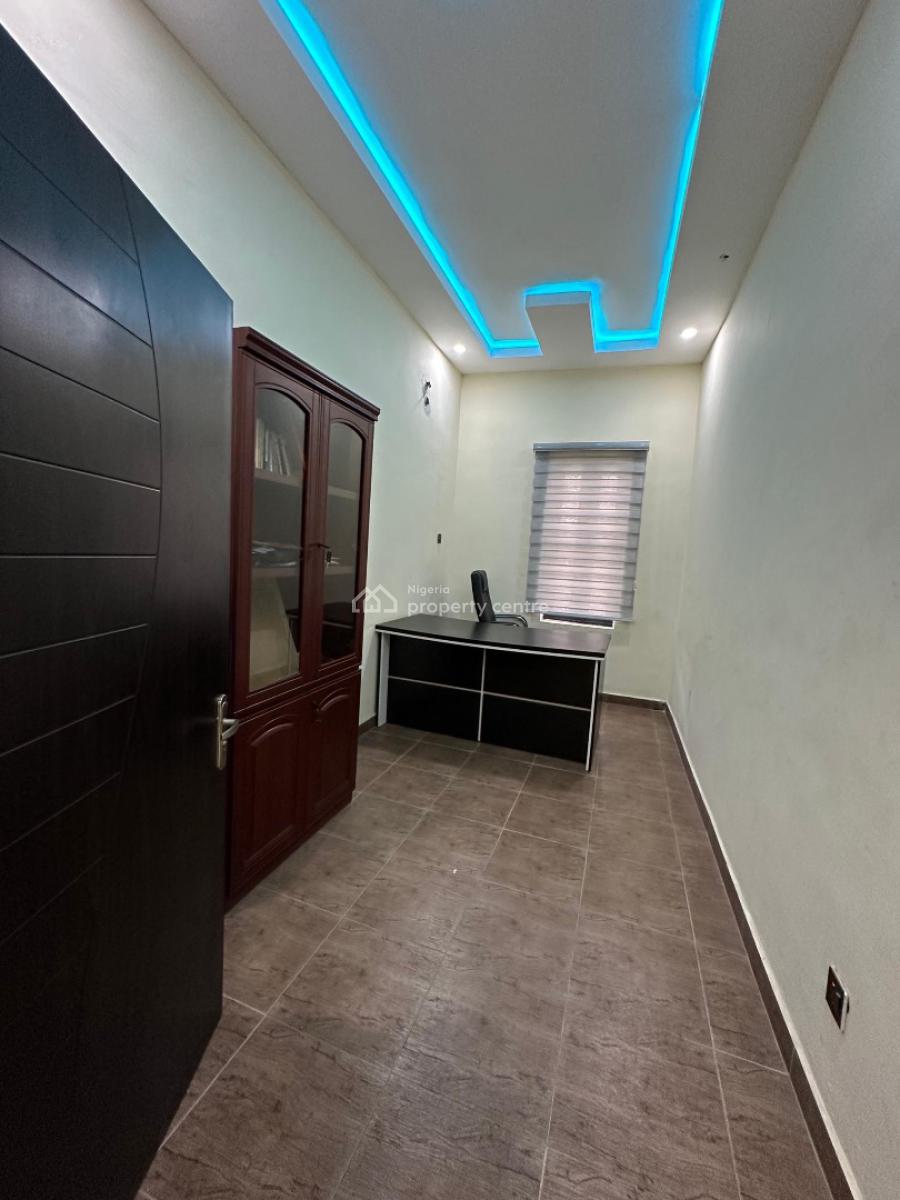 4 Beds Duplex  Apartment in a Latest Well Designed, Gra, Ibadan, Oyo, House Short Let