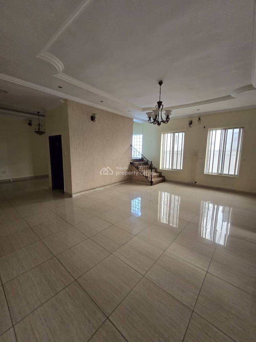 Spacious 5bedroom Semi-detached Duplex with Bq at Magodo Gra Phase Ii., Gra Phase 2, Magodo, Lagos, Semi-detached Duplex for Rent