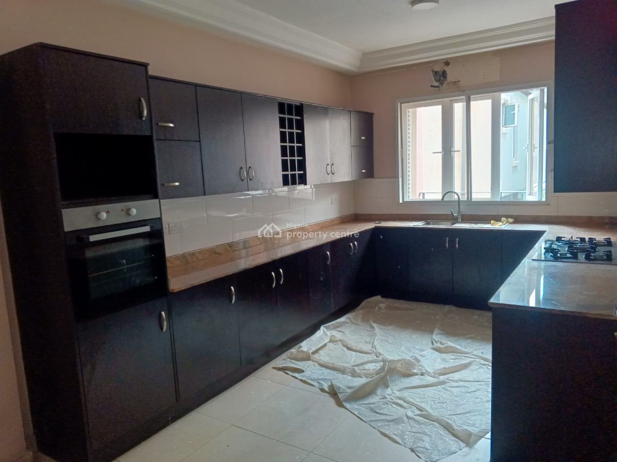Fully Serviced 24hrs Power Supply 3bedroom Apartment. Read The Details, Chevron, Lekki, Lagos, Flat / Apartment for Rent