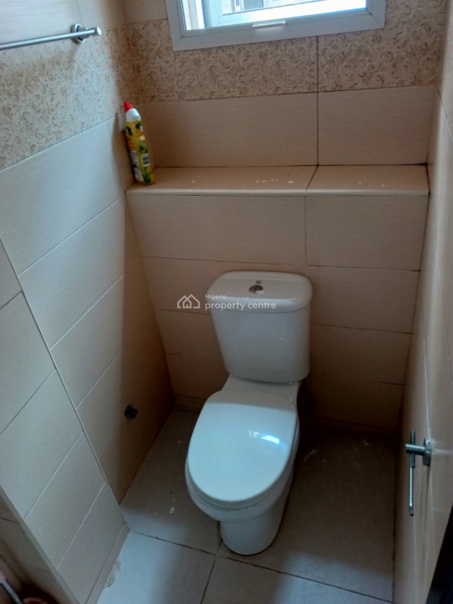 Fully Serviced 24hrs Power Supply 3bedroom Apartment. Read The Details, Chevron, Lekki, Lagos, Flat / Apartment for Rent