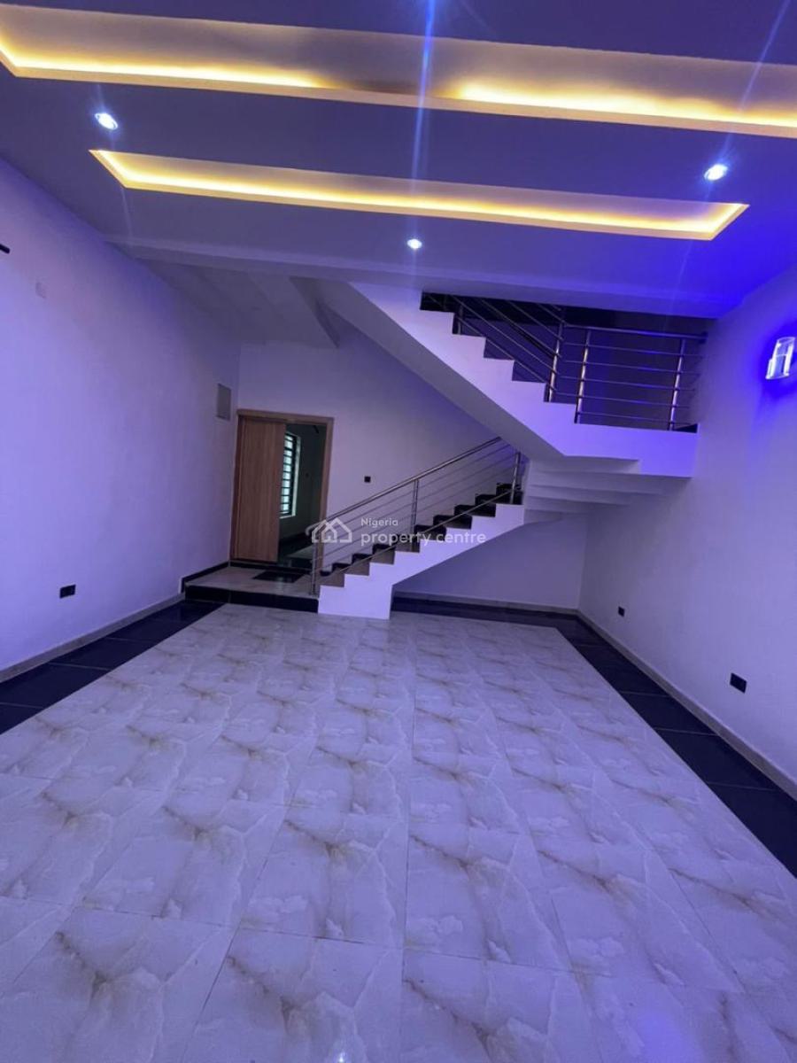 4 Beds Semi-detached Triplex Home in Newly Developed Estate, Ibadan, Oyo, Semi-detached Duplex for Sale