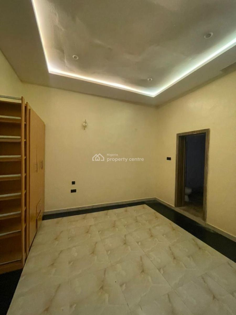 4 Beds Semi-detached Triplex Home in Newly Developed Estate, Ibadan, Oyo, Semi-detached Duplex for Sale