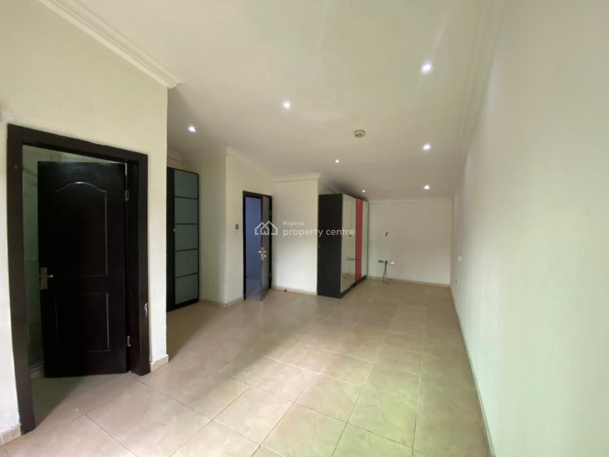 Fully Service 5bedroom Terrace Duplex at Osapa London, Osapa London Lekki, Osapa, Lekki, Lagos, Terraced Duplex for Rent