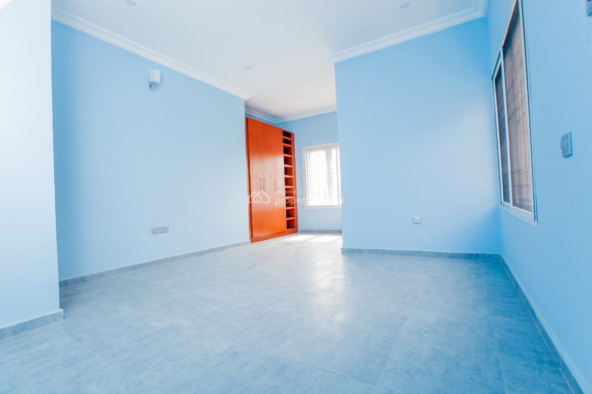 Spacious 4-bedroom Semi-detached House in a Well Maintained Estate, The Flowergate, Apo, Abuja, Semi-detached Duplex for Sale