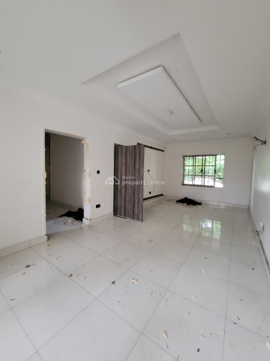 4-bedroom Semi-detached Duplex + Bq at Lekki Phase 1, Lekki Phase 1, Lekki, Lagos, Semi-detached Duplex for Rent