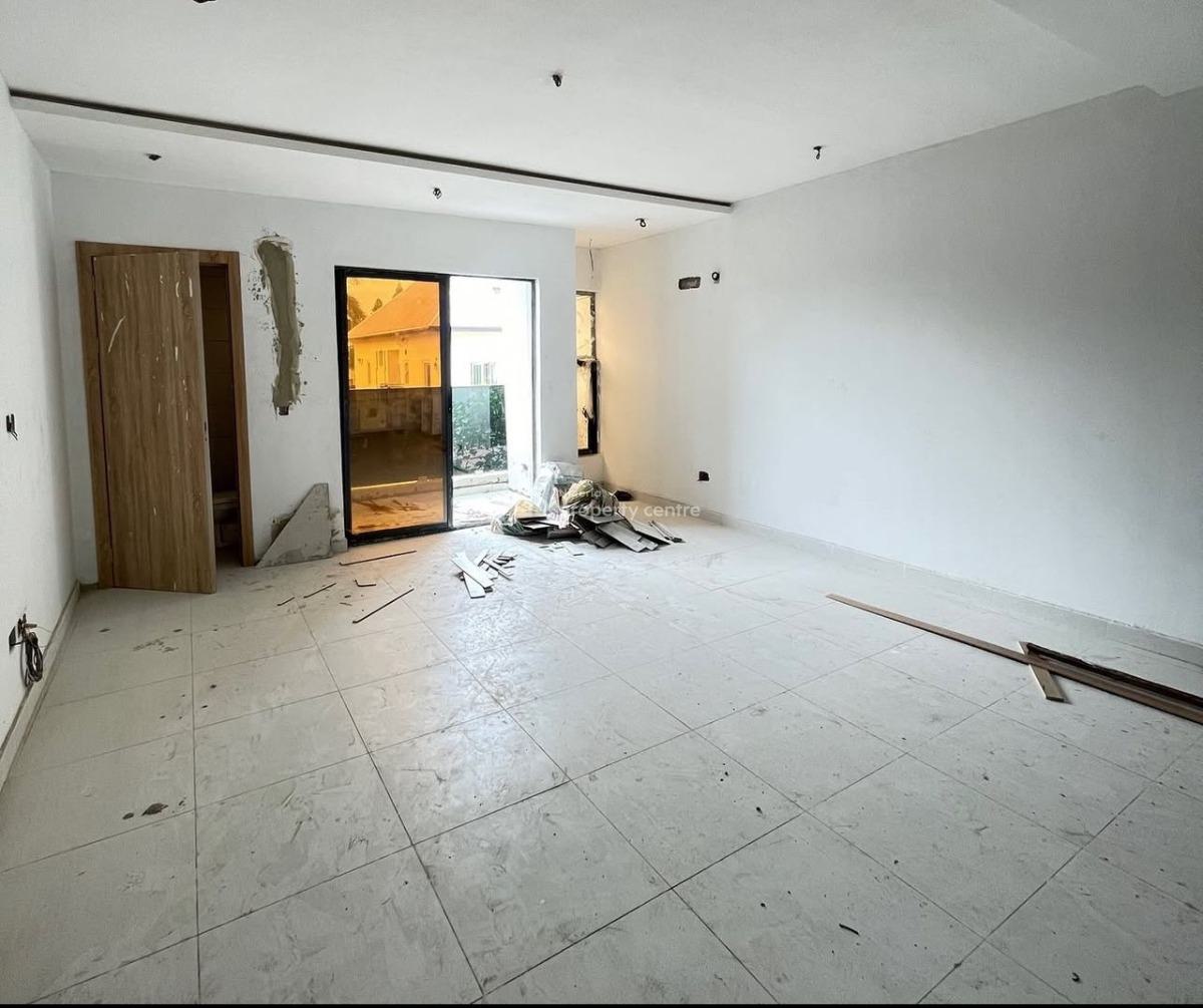 2 Bedroom Apartment + Bq in Lekki Phase 1, Lekki Phase 1, Lekki, Lagos, Flat / Apartment for Sale