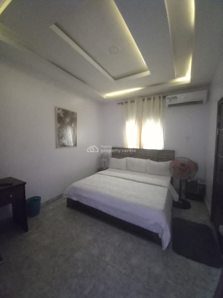 Fully Equipped 11 Room Hotel, Idado, Lekki, Lagos, Hotel / Guest House for Sale