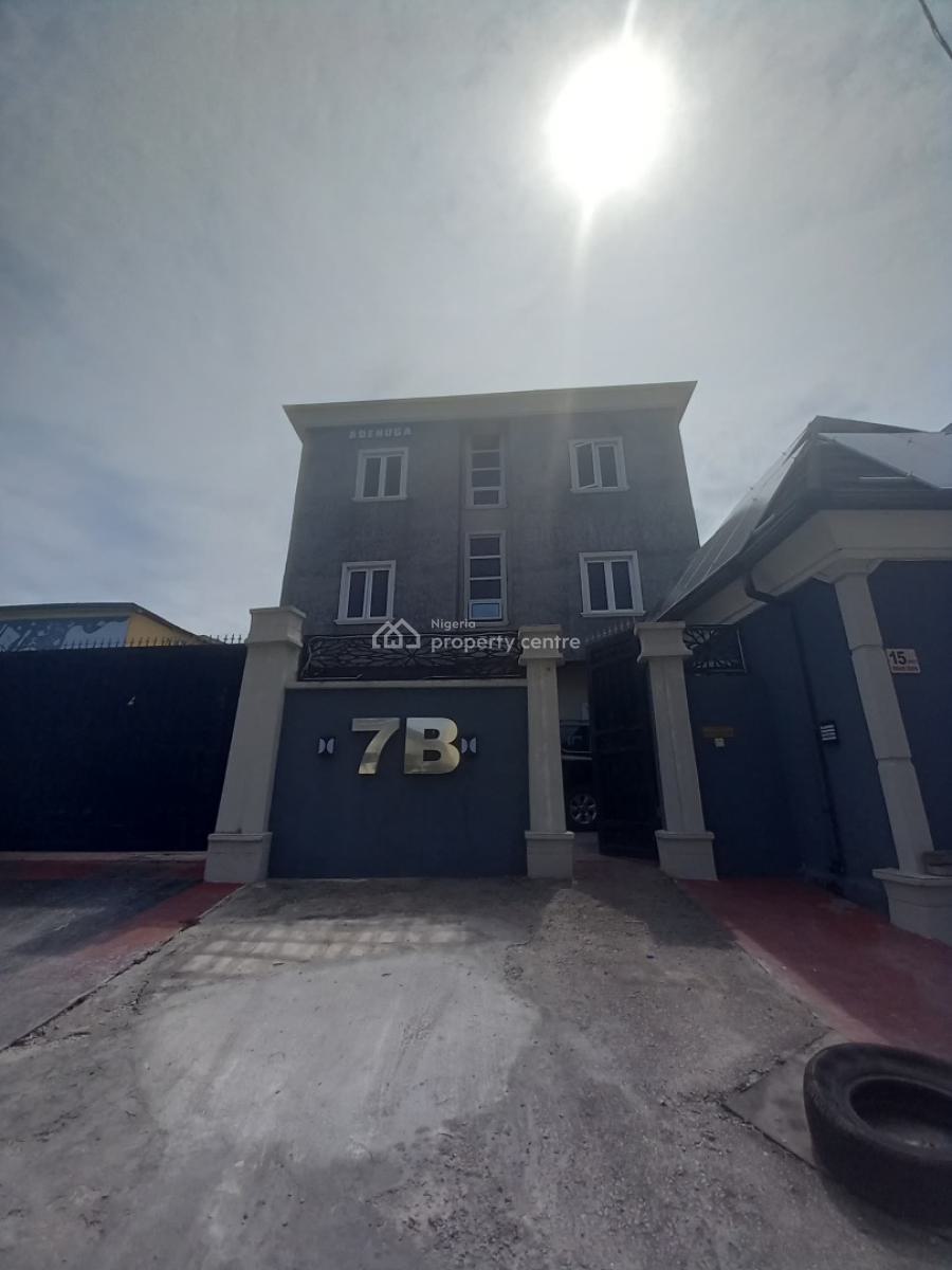 Fully Equipped 11 Room Hotel, Idado, Lekki, Lagos, Hotel / Guest House for Sale