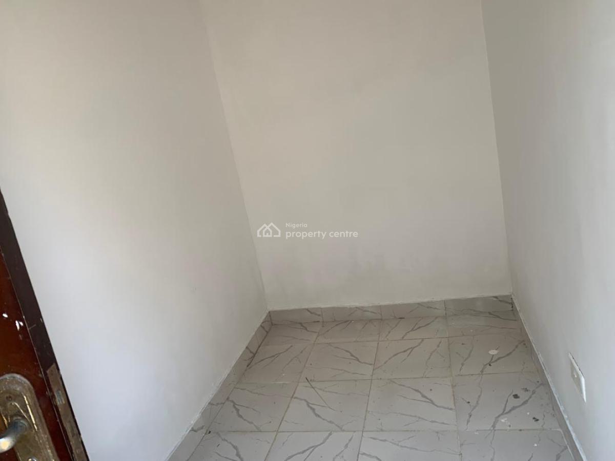 Bq, Ikota, Lekki, Lagos, Self Contain (single Rooms) for Rent