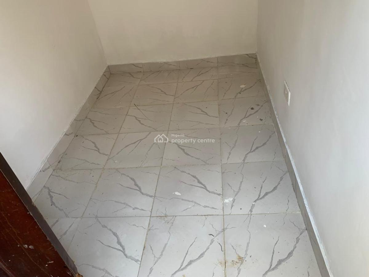 Bq, Ikota, Lekki, Lagos, Self Contain (single Rooms) for Rent