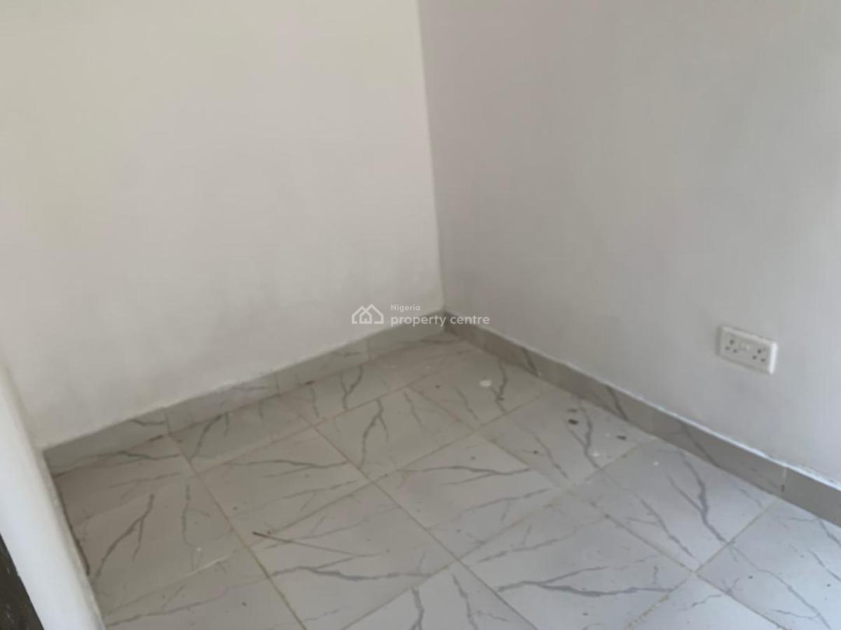 Bq, Ikota, Lekki, Lagos, Self Contain (single Rooms) for Rent