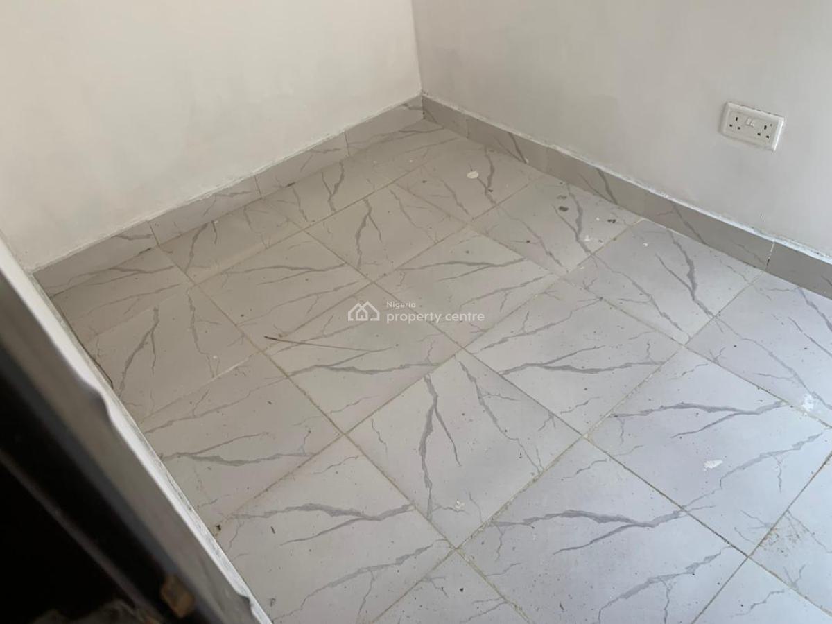Bq, Ikota, Lekki, Lagos, Self Contain (single Rooms) for Rent