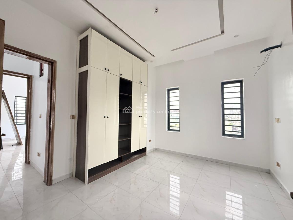 Well Finished 2 Bedroom Apartment, John Okafor Street, Agungi, Lekki, Lagos, Flat / Apartment for Sale