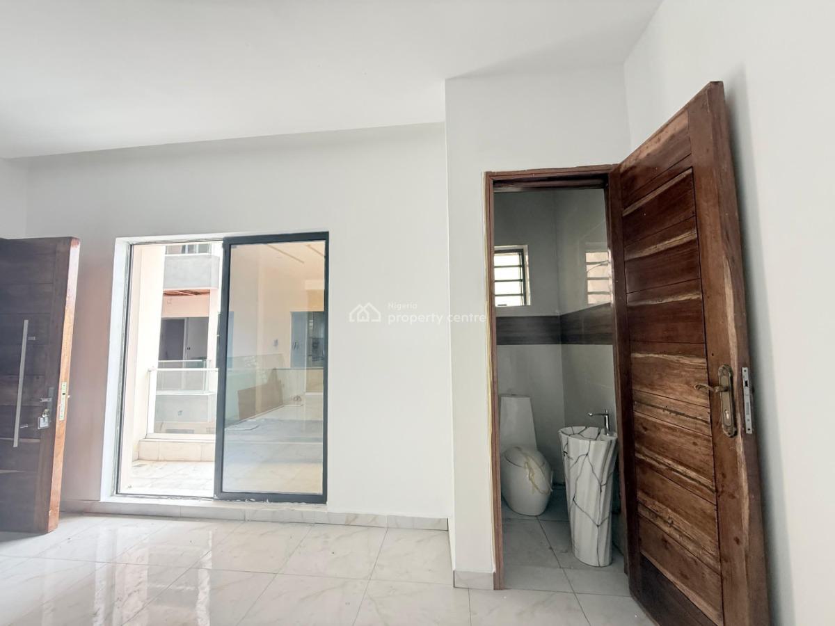 Well Finished 2 Bedroom Apartment, John Okafor Street, Agungi, Lekki, Lagos, Flat / Apartment for Sale