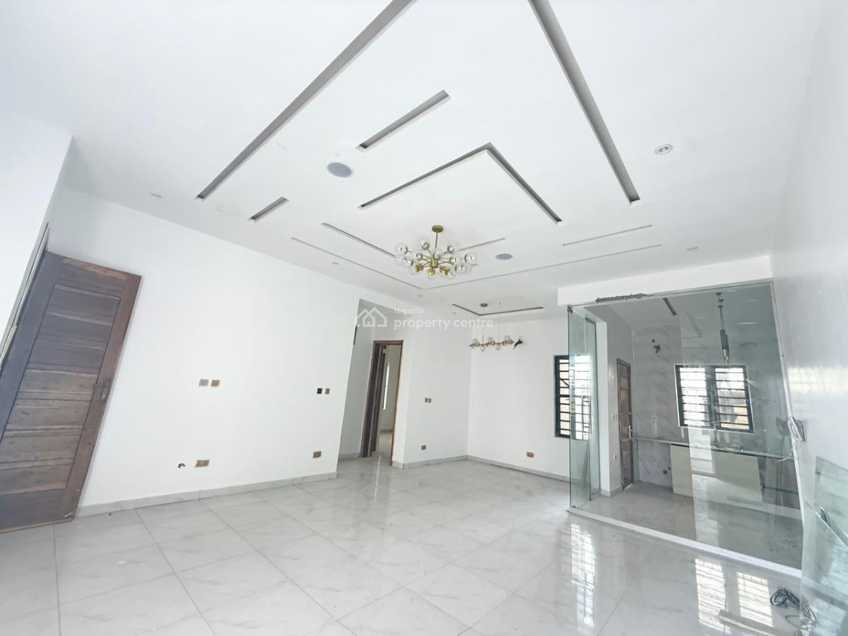Well Finished 2 Bedroom Apartment, John Okafor Street, Agungi, Lekki, Lagos, Flat / Apartment for Sale