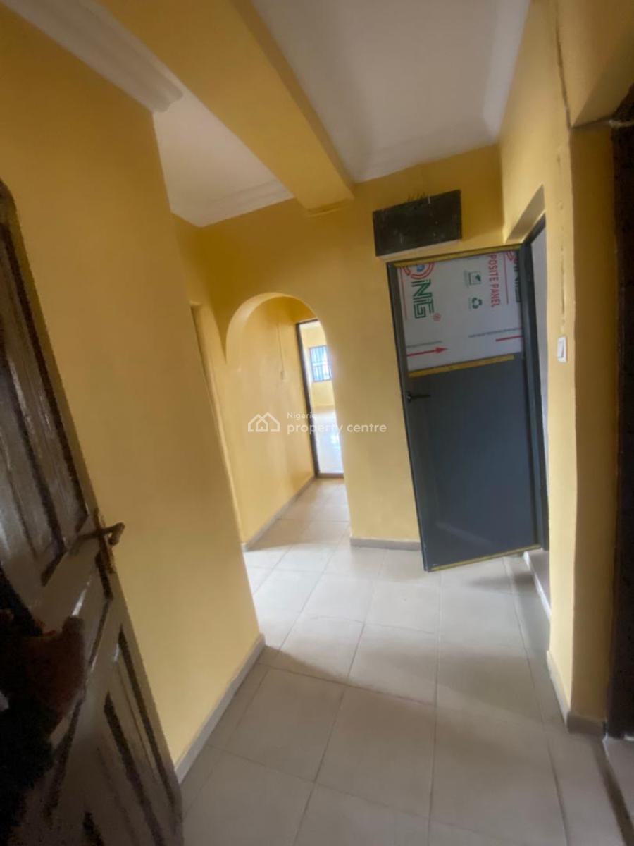 a Unit of Renovated 3 Bedroom Flat Upstairs, Odudua Off Kilo, Kilo, Surulere, Lagos, House for Rent
