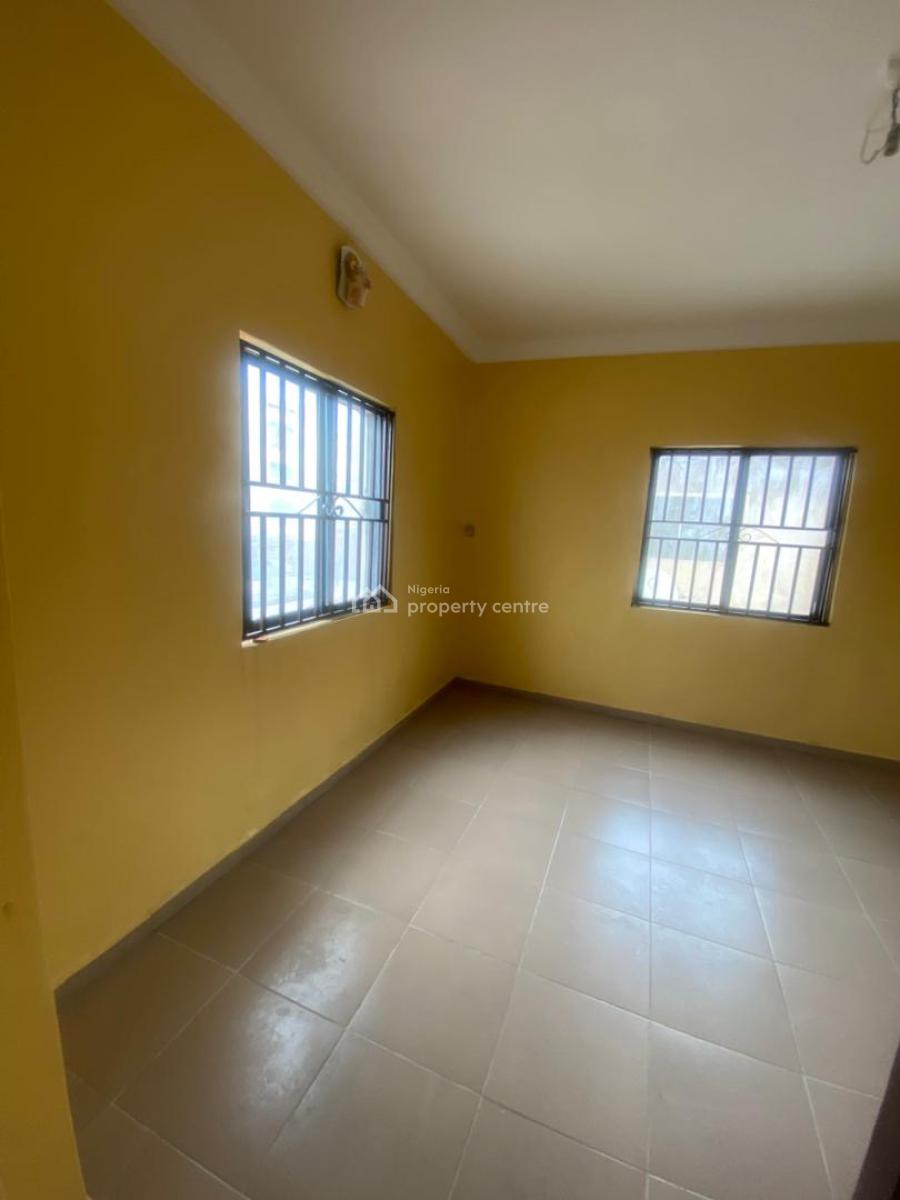 a Unit of Renovated 3 Bedroom Flat Upstairs, Odudua Off Kilo, Kilo, Surulere, Lagos, House for Rent