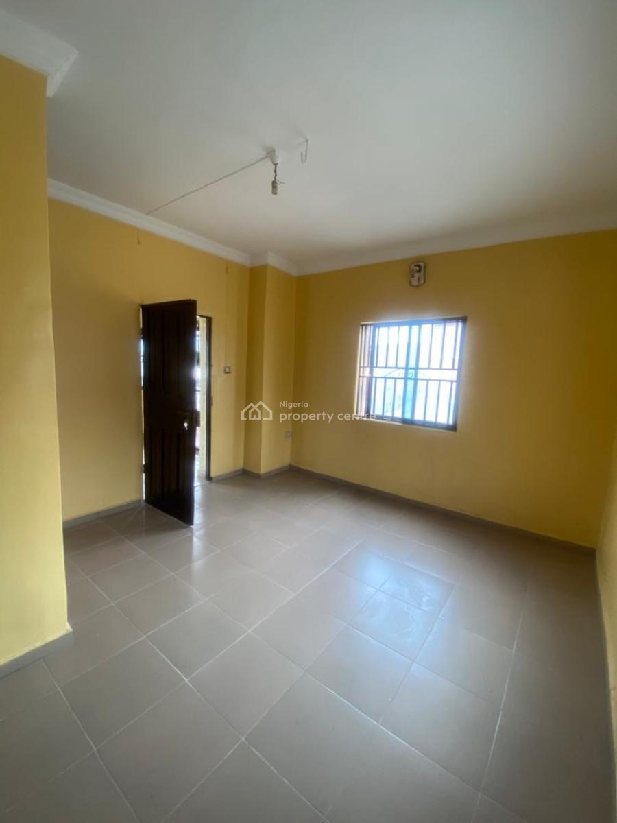 a Unit of Renovated 3 Bedroom Flat Upstairs, Odudua Off Kilo, Kilo, Surulere, Lagos, House for Rent