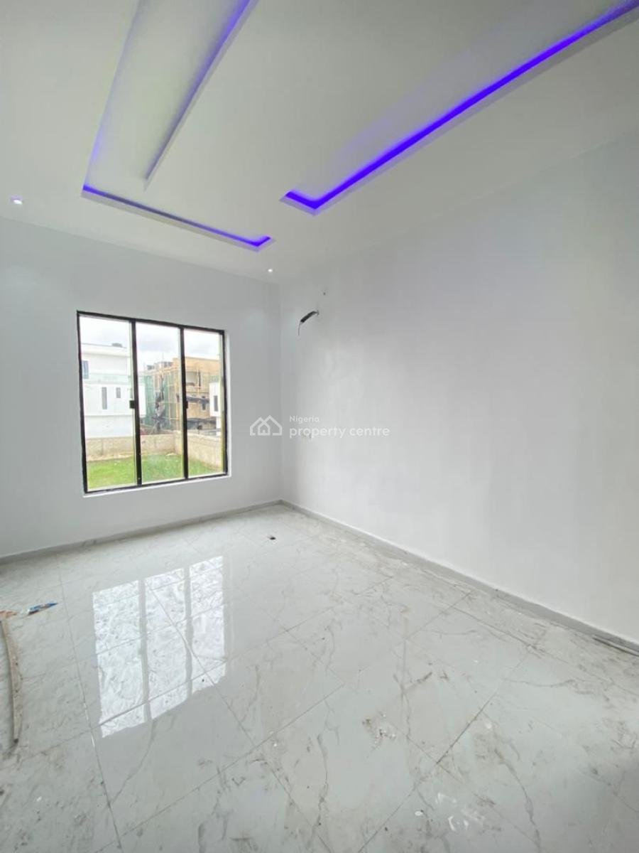 a Beautifully Built 4 Bedroom Fully Detached Duplex in a Secure Estate, Chevron, Lekki, Lagos, Detached Duplex for Sale
