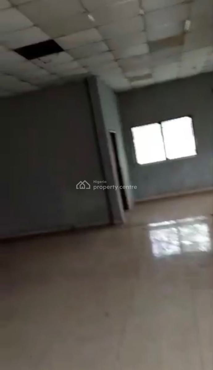 a Standard, Massive Warehouse, Eric Moore, Surulere, Lagos, Warehouse for Rent
