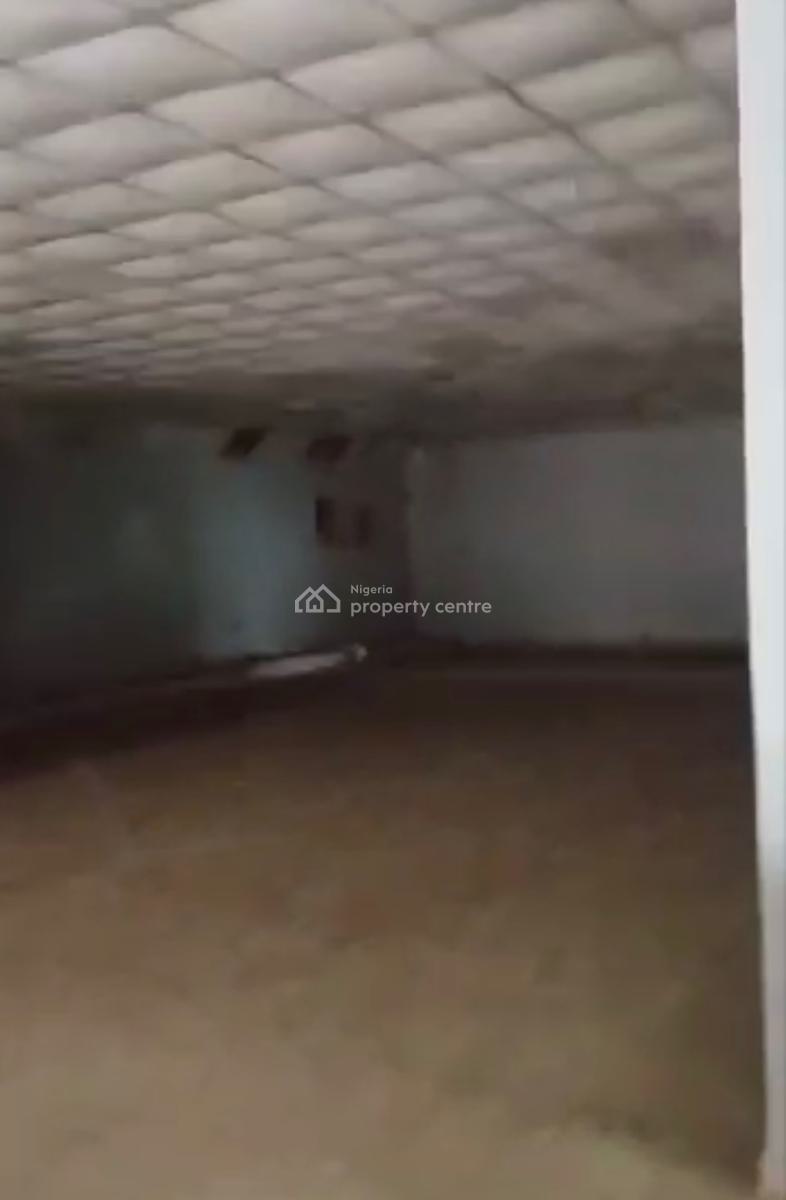 a Standard, Massive Warehouse, Eric Moore, Surulere, Lagos, Warehouse for Rent