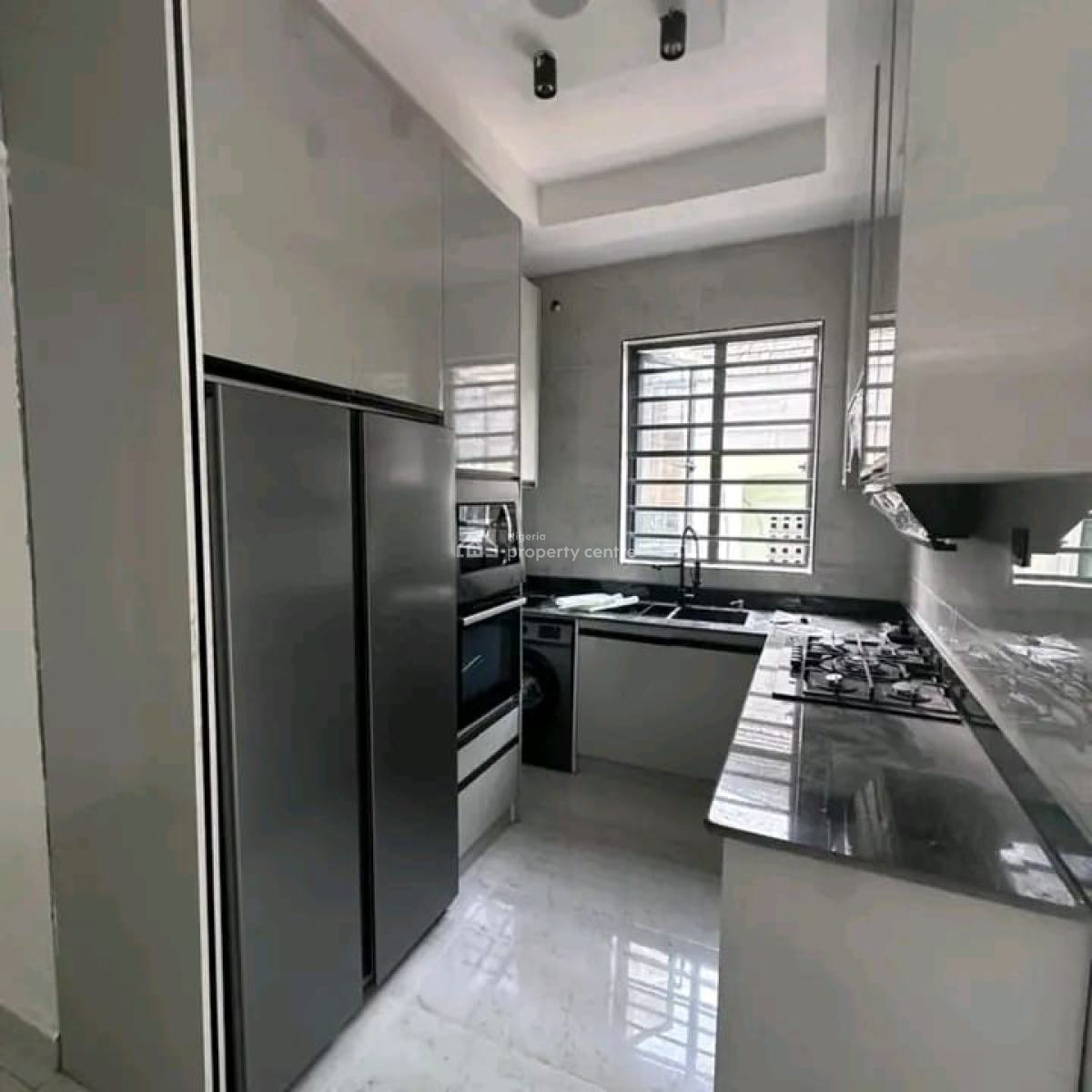 4 Bedrooms Terrace Duplex with a Bq, Lekki Phase 1, Lekki, Lagos, Terraced Duplex for Sale