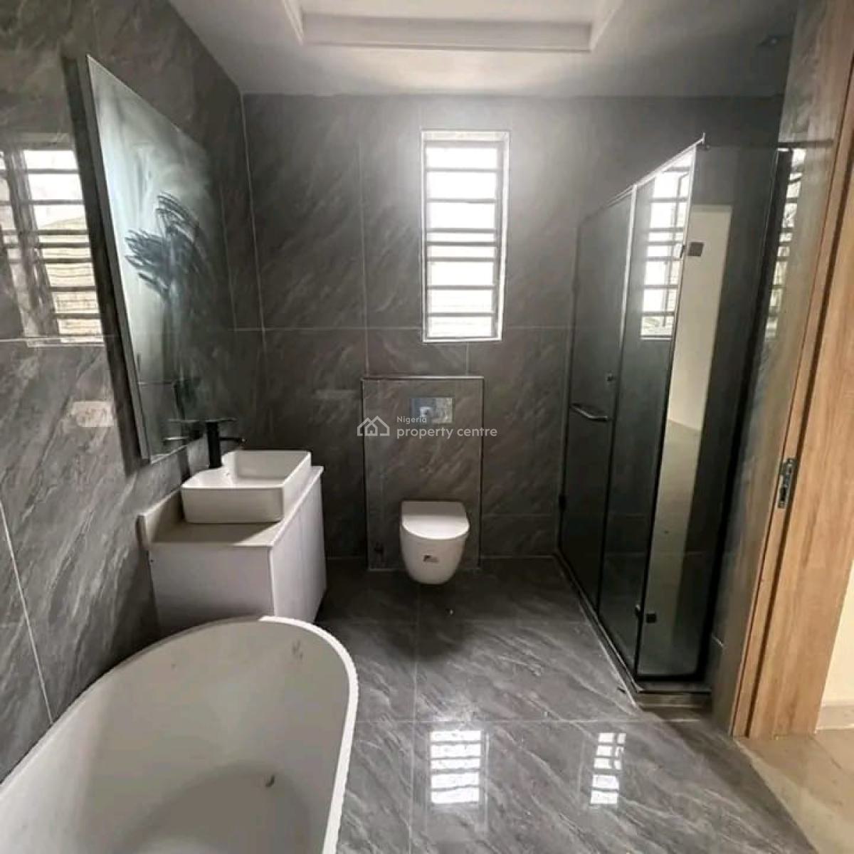 4 Bedrooms Terrace Duplex with a Bq, Lekki Phase 1, Lekki, Lagos, Terraced Duplex for Sale