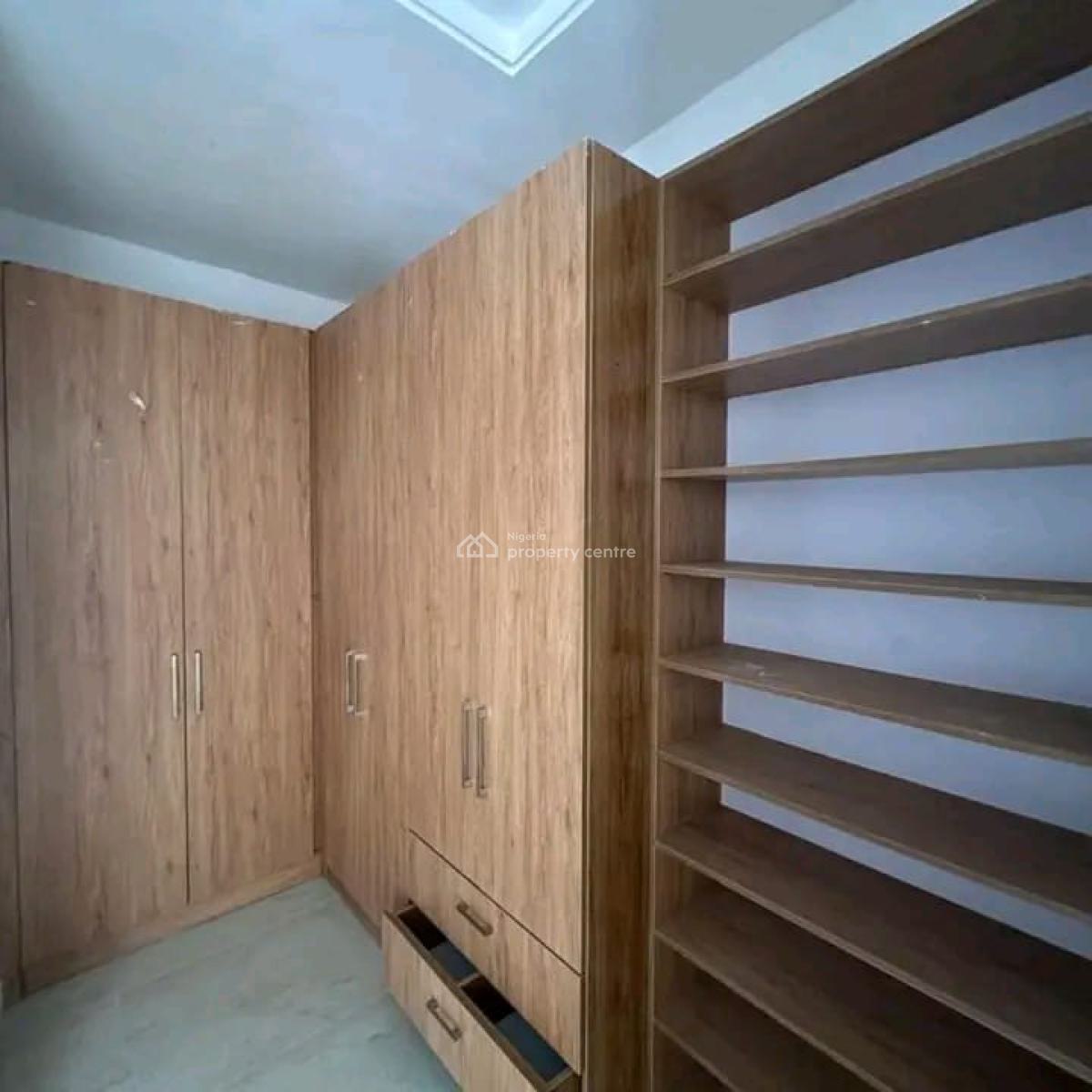 4 Bedrooms Terrace Duplex with a Bq, Lekki Phase 1, Lekki, Lagos, Terraced Duplex for Sale