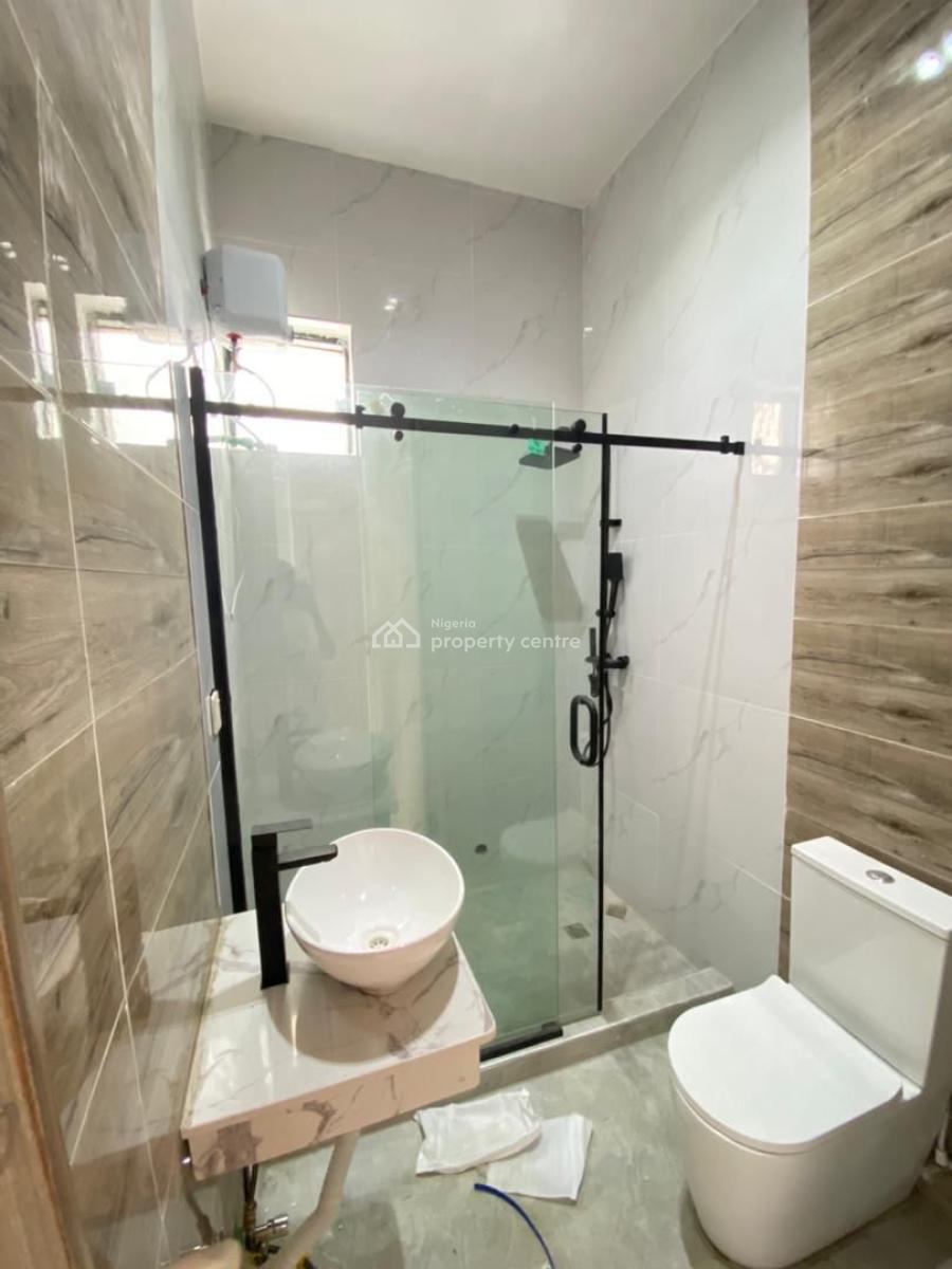 Stunning 5 Bedroom Fully Detached Duplex with Pool in a Secure Estate, Chevron, Lekki, Lagos, Detached Duplex for Sale