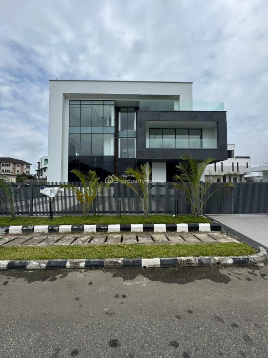 Gigantic and Luxurious 5 Bedroom Duplex Located in a Serene Environment, Osapa, Lekki, Lagos, House for Sale